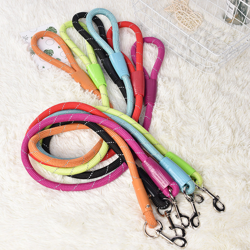 This nylon rope leash for dogs is made from a durable and lightweight material. Nylon is a popular material for dog leashes because of its strength, versatility, and affordability. This nylon rope leash is a great option for dogs who are well-behaved on walks and do not pull excessively, providing control and security for both the pet and the owner.