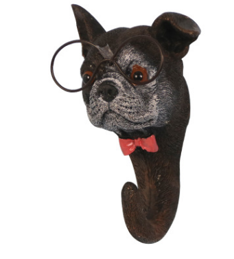 Treat yourself to the fun and functional charm of dog-themed wall hooks. Whether you're a dog lover or are just looking for a playful touch to your décor, these hooks are a must-have!